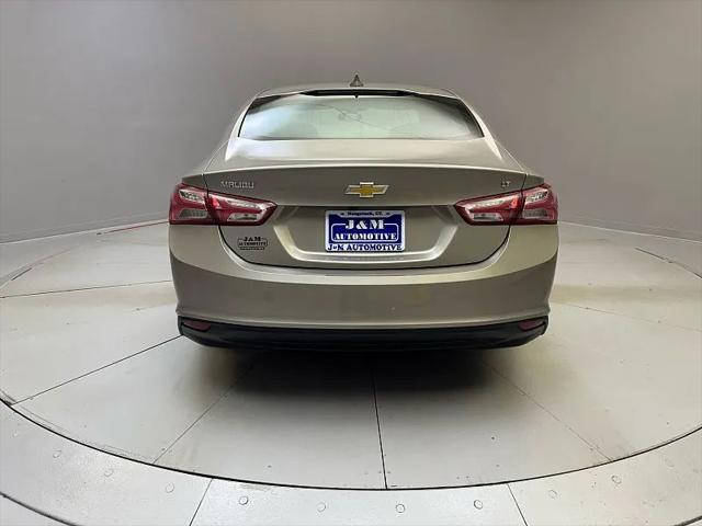 2022 Chevrolet Malibu FWD LT
