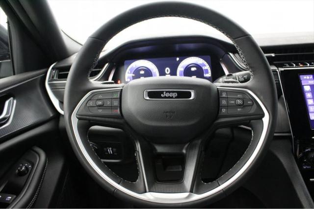 2025 Jeep Grand Cherokee Altitude X 4x2