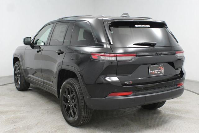 2025 Jeep Grand Cherokee Altitude X 4x2