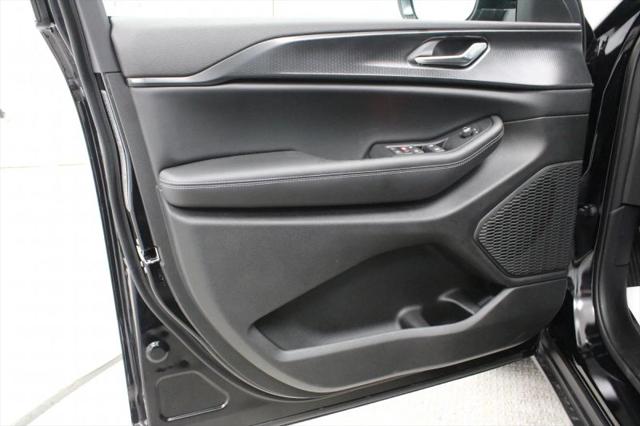 2025 Jeep Grand Cherokee Altitude X 4x2