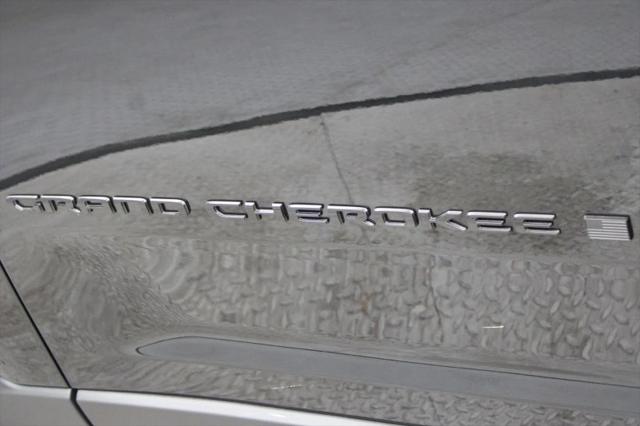 2025 Jeep Grand Cherokee Altitude X 4x2