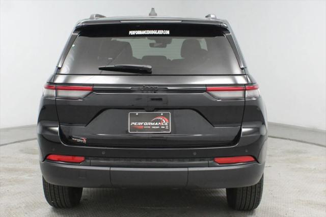 2025 Jeep Grand Cherokee Altitude X 4x2