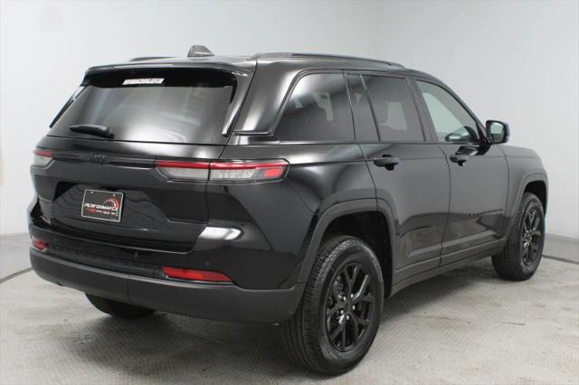 2025 Jeep Grand Cherokee Altitude X 4x2