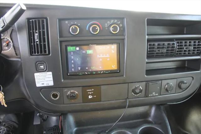 2015 GMC Savana Cutaway 3500