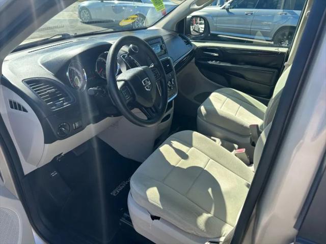 2013 Dodge Grand Caravan SE