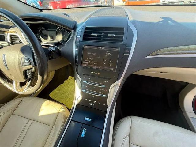 2013 Lincoln MKZ Base