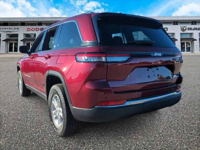 2025 Jeep Grand Cherokee Laredo 4x2