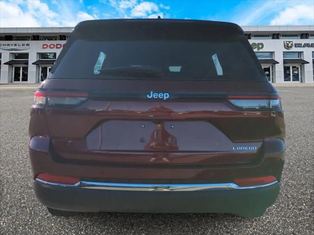 2025 Jeep Grand Cherokee Laredo 4x2