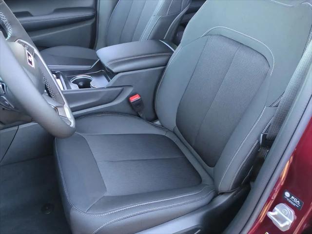 2025 Jeep Grand Cherokee Laredo 4x2