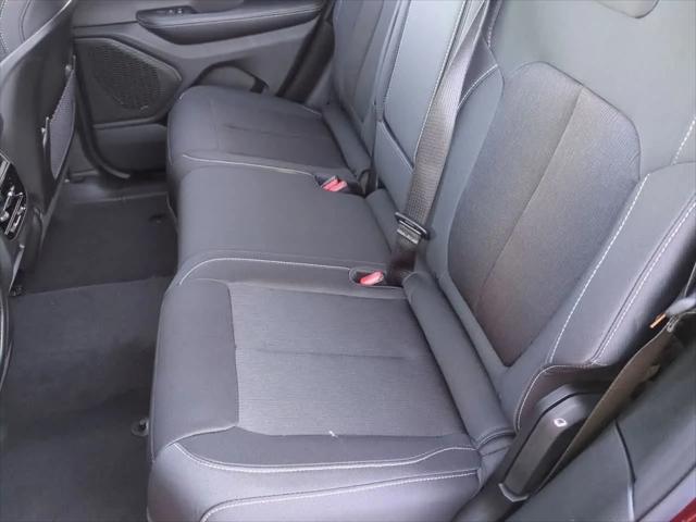 2025 Jeep Grand Cherokee Laredo 4x2