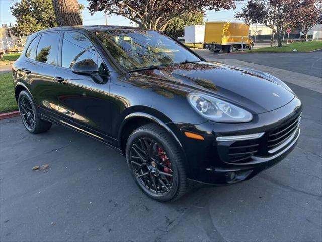 2017 Porsche Cayenne Platinum Edition