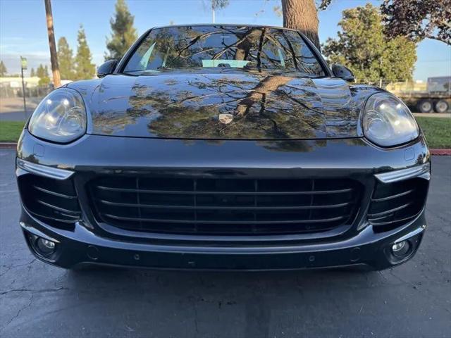 2017 Porsche Cayenne Platinum Edition