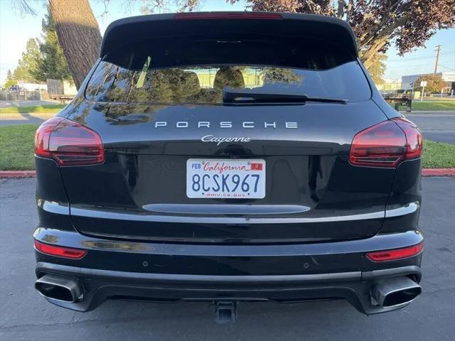 2017 Porsche Cayenne Platinum Edition