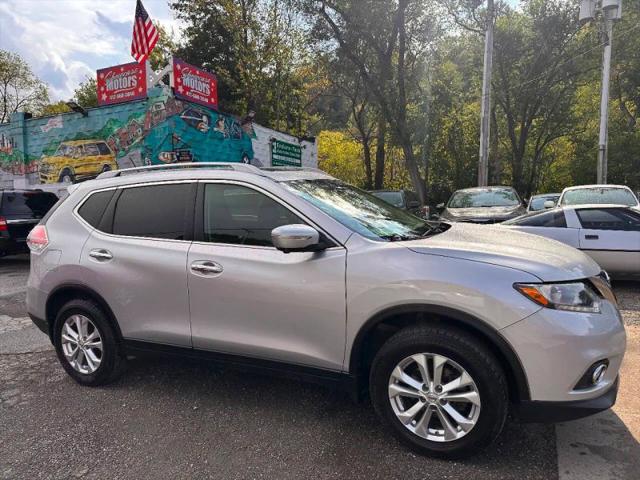 2015 Nissan Rogue SV for sale in Pittsburgh, PA
