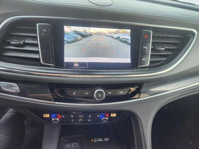 2022 Buick Enclave FWD Essence