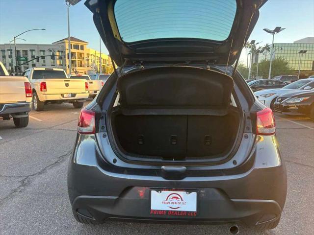 2020 Toyota Yaris LE