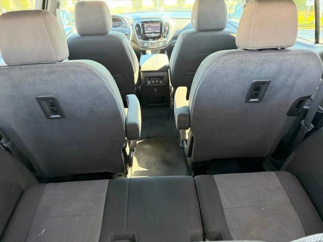 2023 Chevrolet Traverse FWD LT Cloth