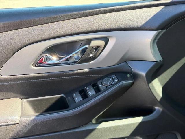 2023 Chevrolet Traverse FWD LT Cloth