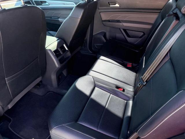 2023 Volkswagen Atlas Cross Sport 2.0T SE