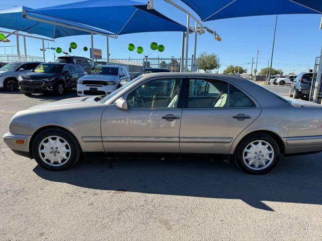 1996 Mercedes-Benz E 320 E 320
