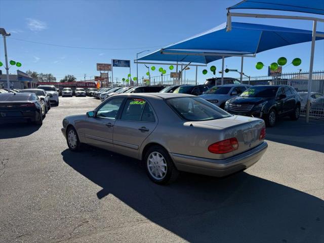 1996 Mercedes-Benz E 320 E 320