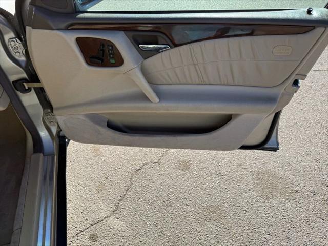 1996 Mercedes-Benz E 320 E 320