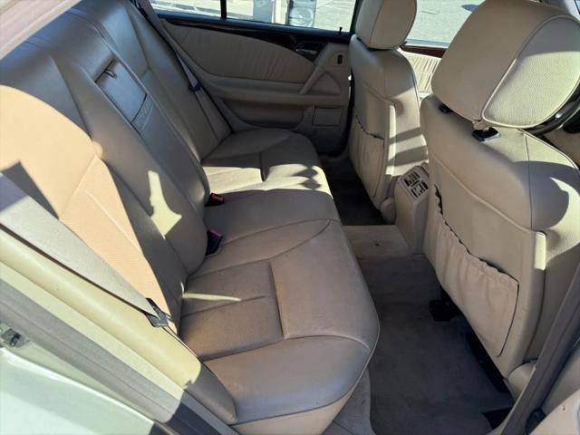 1996 Mercedes-Benz E 320 E 320