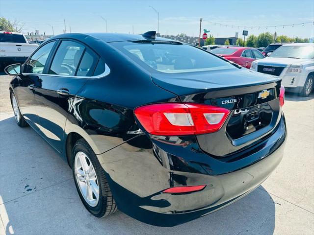 2017 Chevrolet Cruze LT Auto