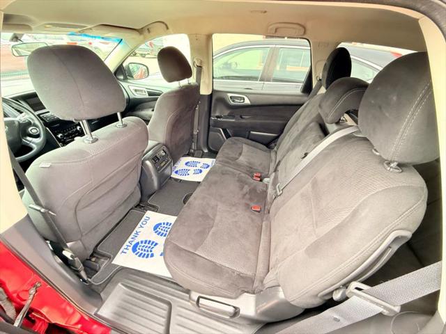 2015 Nissan Pathfinder S