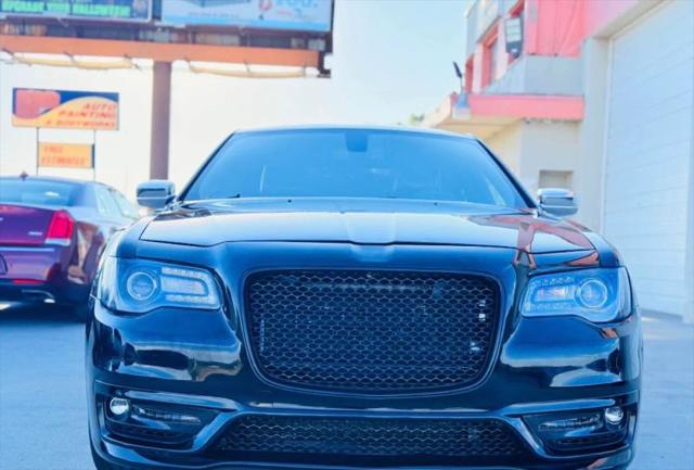 2018 Chrysler 300 300S AWD