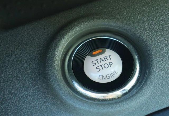 2021 Nissan Frontier Crew Cab S 4x2