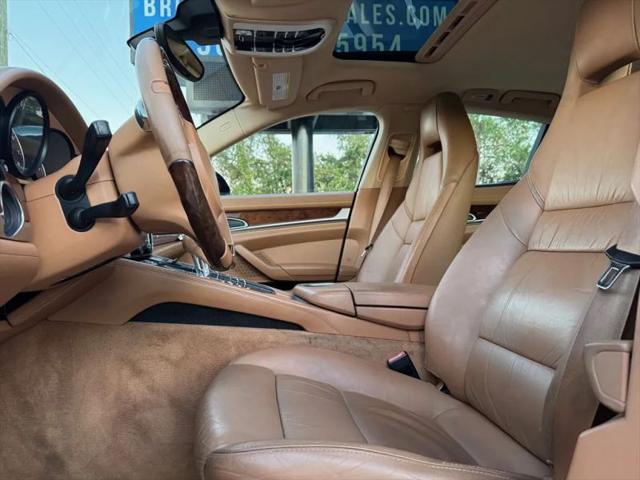 2012 Porsche Panamera 4