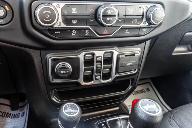 2023 Jeep Wrangler 4-Door Sahara