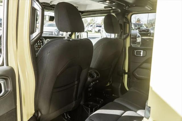 2023 Jeep Wrangler 4-Door Sahara