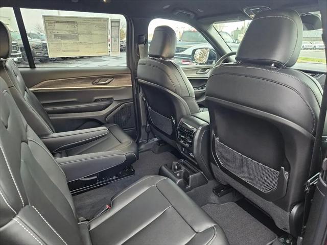 2025 Jeep Grand Cherokee L Limited 4x4