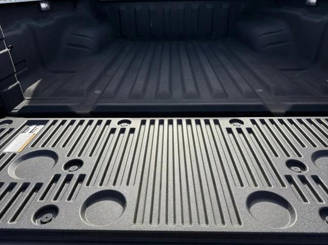 2024 Nissan Frontier Crew Cab PRO-4X 4x4