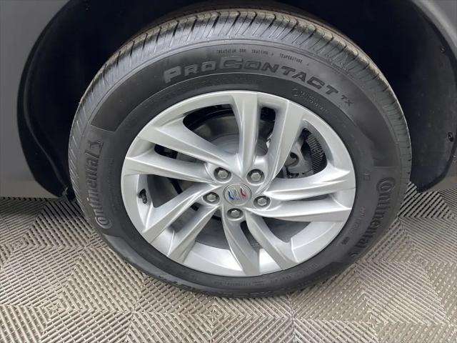 2026 Buick NV Preferred FWD