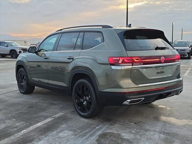 2026 Volkswagen Atlas SE with Technology