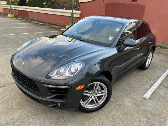 2018 Porsche Macan Standard