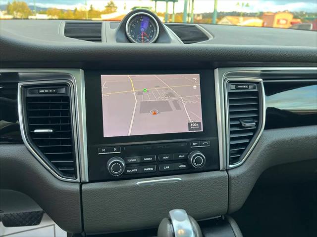 2018 Porsche Macan Standard