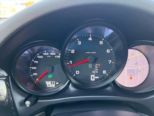 2018 Porsche Macan Standard