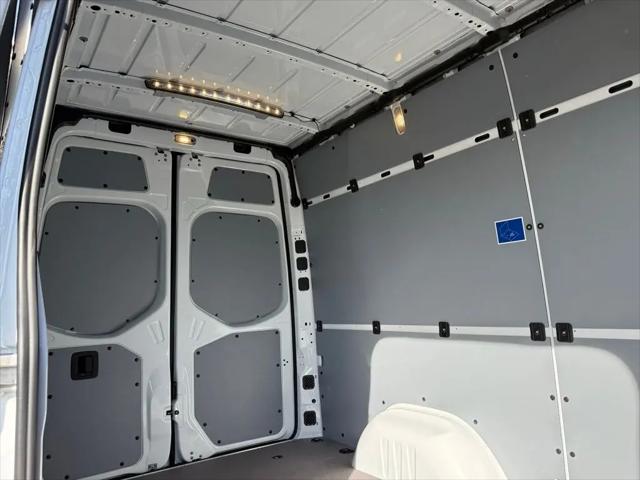 2026 Mercedes-Benz Sprinter 2500 Standard Roof 4-Cyl Diesel HO