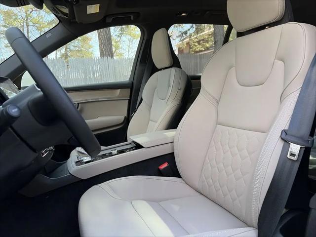 2026 Volvo XC90 Plus, B6 AWD Gas (mild hybrid), Gasoline, Bright, 7 Seats
