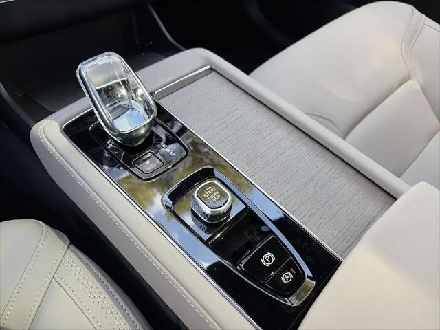 2026 Volvo XC90 Plus, B6 AWD Gas (mild hybrid), Gasoline, Bright, 7 Seats