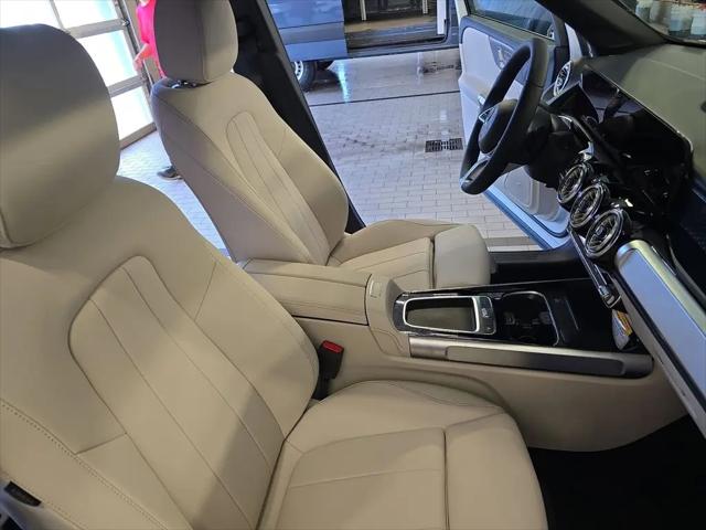 2025 Mercedes-Benz GLB GLB 250