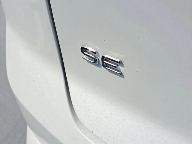 2026 Volkswagen Atlas Cross Sport SE with Technology