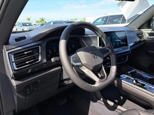 2026 Volkswagen Atlas Cross Sport SE with Technology