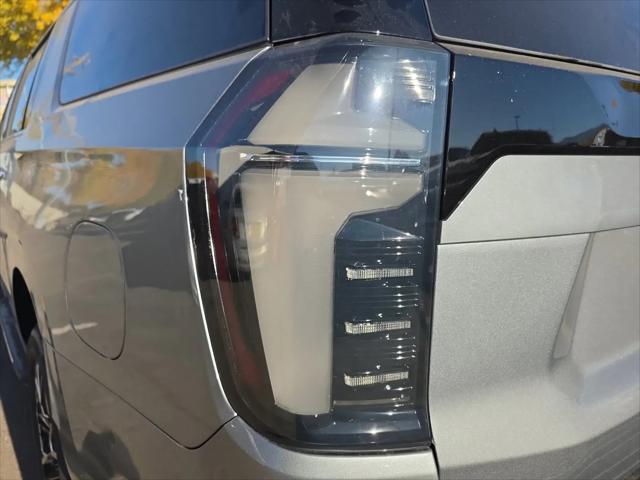2026 Chevrolet Suburban Premier, 4WD