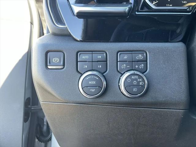 2026 GMC Sierra 2500HD Crew Cab, Standard Bed, SLT, 4WD