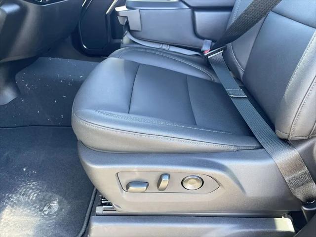 2026 GMC Sierra 2500HD Crew Cab, Standard Bed, SLT, 4WD